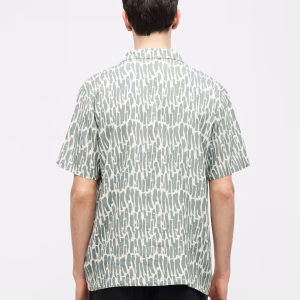 Camisa VOLCOM de hombre fluida y llamativa Boldstone estampada
